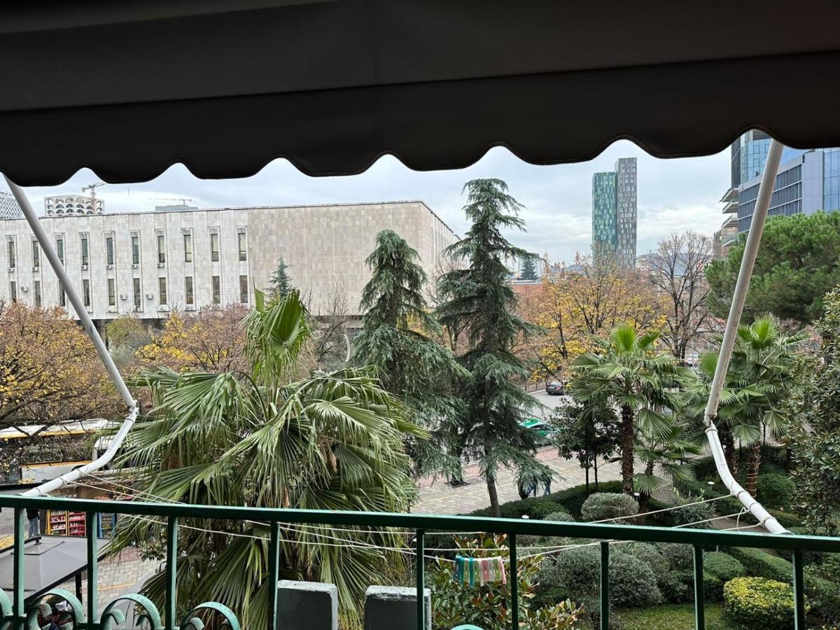 Piazza City Center Apartment Tirana Bagian luar foto