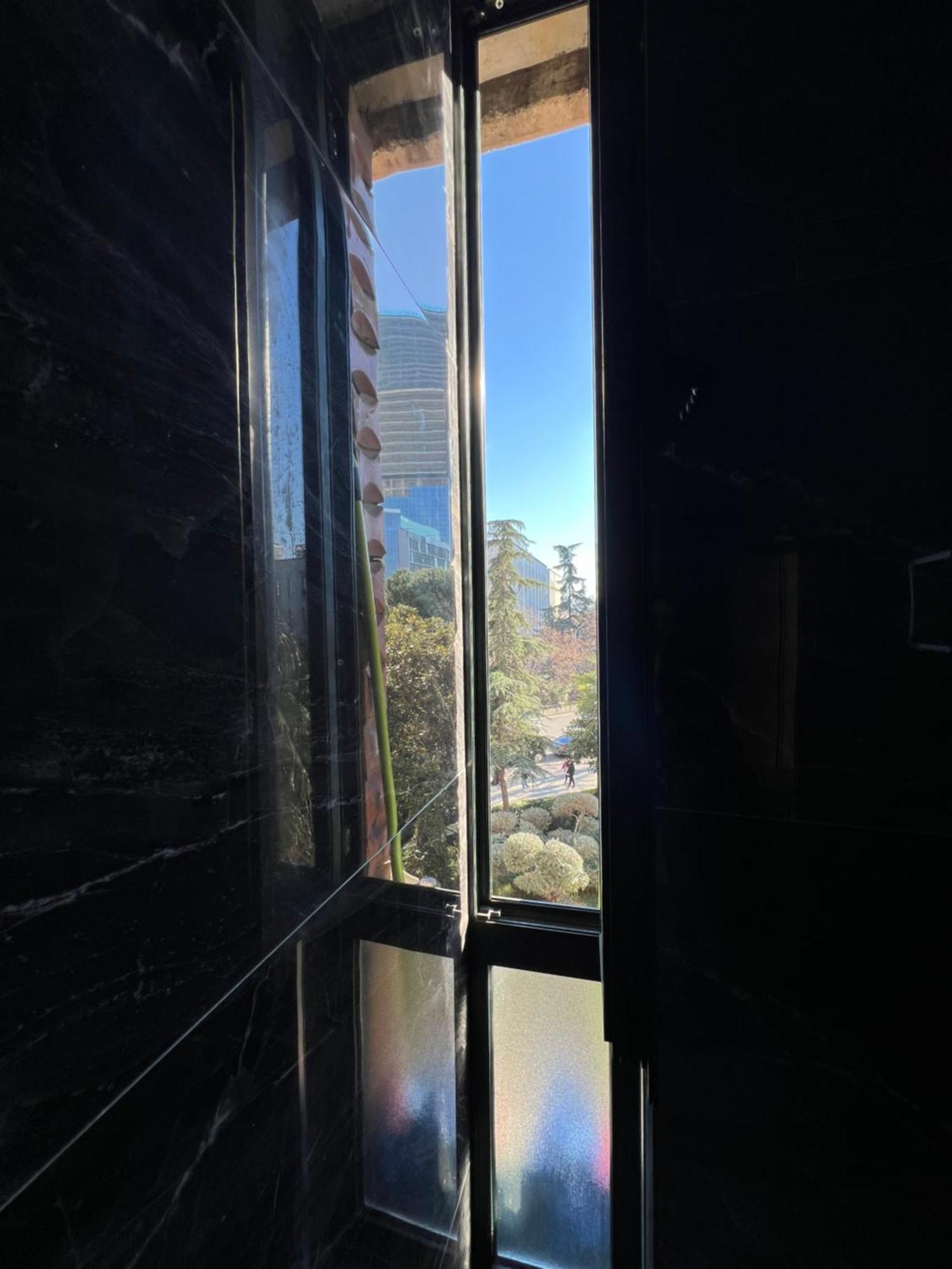 Piazza City Center Apartment Tirana Bagian luar foto